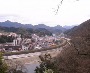 川本町1