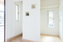 子どもが独立した後の部屋が余っている後悔しない！子どもが独立した後も活きる家づくり：将来を見据えた部屋計画の極意